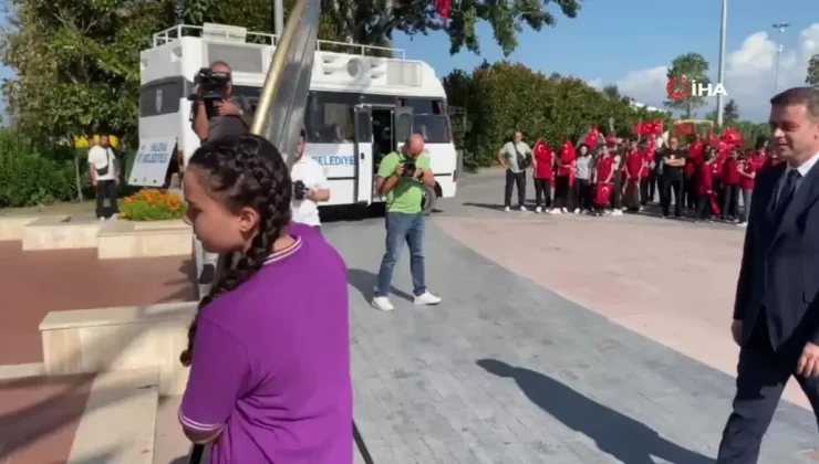 Yalova’da yeni eğitim yılının ilk dersi törenle başladı