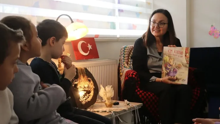 Vali Kaya, Çocuklara Kitap Okudu ve Atölye Çalışması Düzenledi